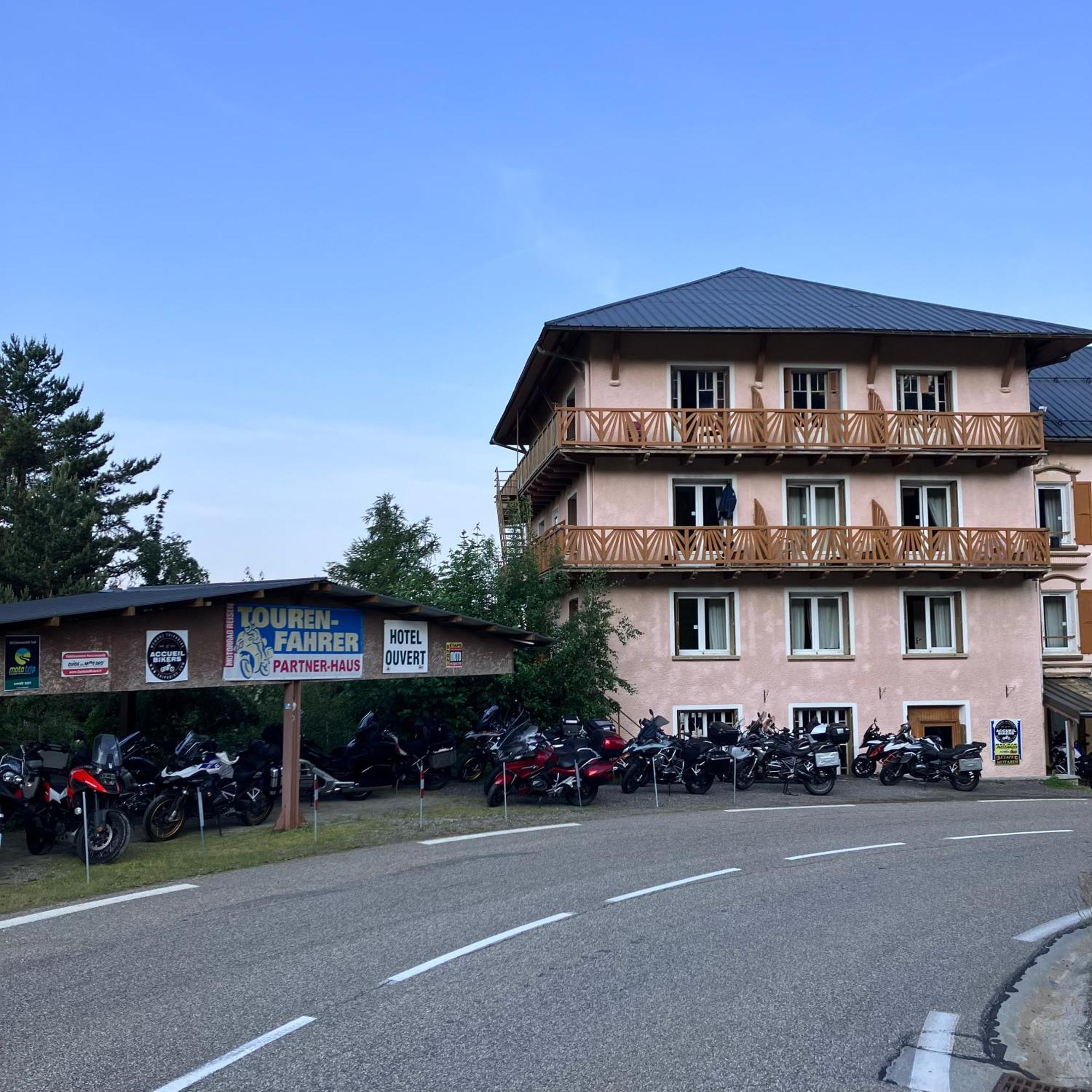 Hotel Belvédère Relais Motos Séez Exterior foto